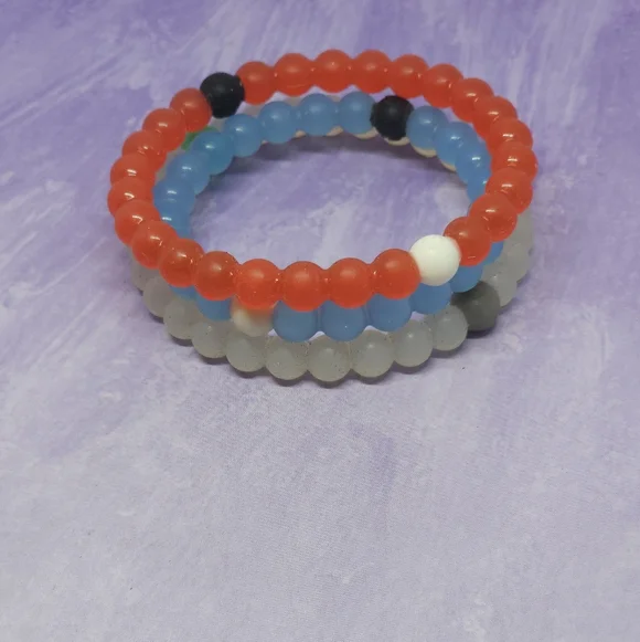 Lokai Set Of 3 Bracelets Clear-Blue-Red - Picture 5 of 8